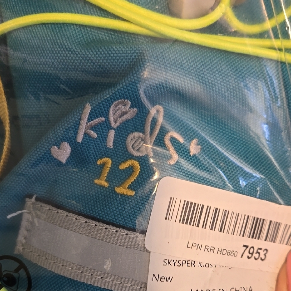 Skysper Blue and Green Day Trip Bag Kids 12L - Picture 7 of 8